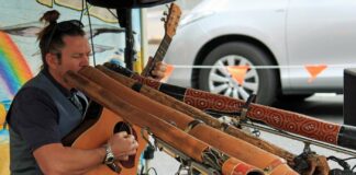 Didgeridoo: Australský hudební nástroj didgeridoo australský nástroj