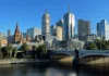 Melbourne za 19 421 Kč s British Airways Pohled z trajektu na Melbourne s řekou Yarra a čtvrtí CBD v běžný den